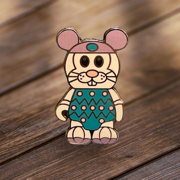 Disney Easter Egg Bunny Pin Mickey Vinylmation Trading Pin Holiday Authentic - Picture 1 of 4